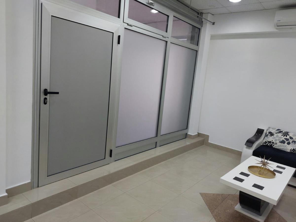 Apartman Aleksic U Samom Centru Grada Knjazevac Exteriör bild